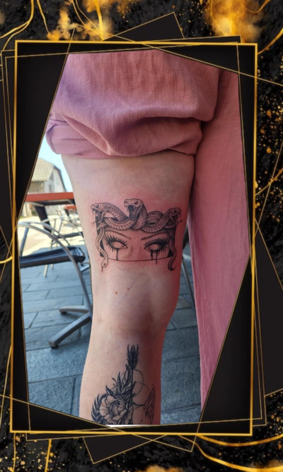 Tatouage pointillisme dot work réalisation 6 — Black Chick Tattoo Tours-en-Savoie